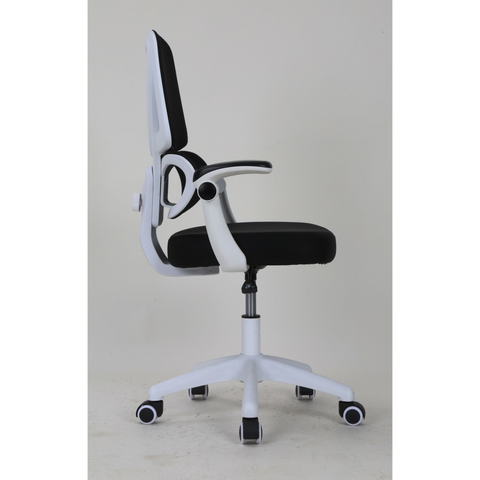 516811- Office Chair in Black /White