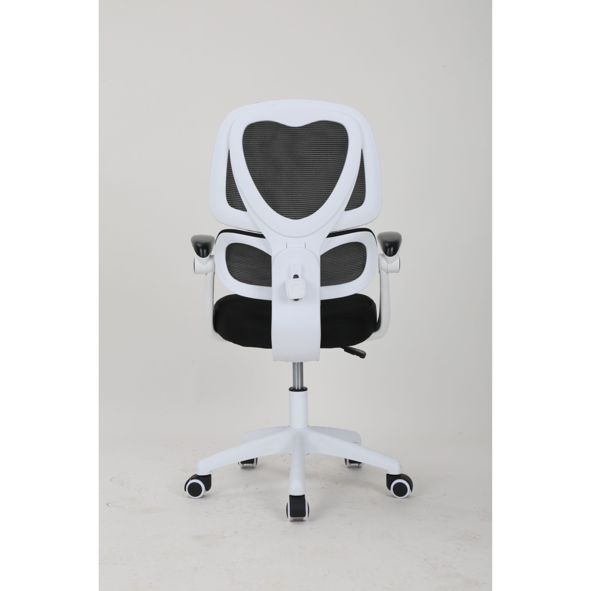516811- Office Chair in Black /White