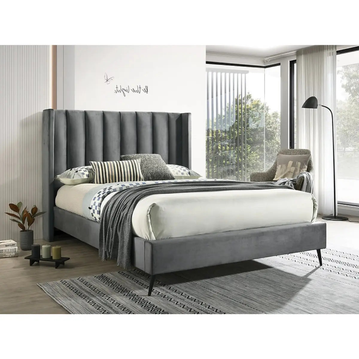 5230 Platform Bed in Grey International Furniture