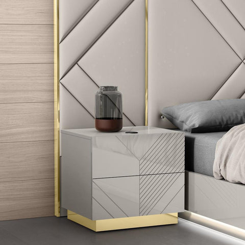 Akira Bedroom Set