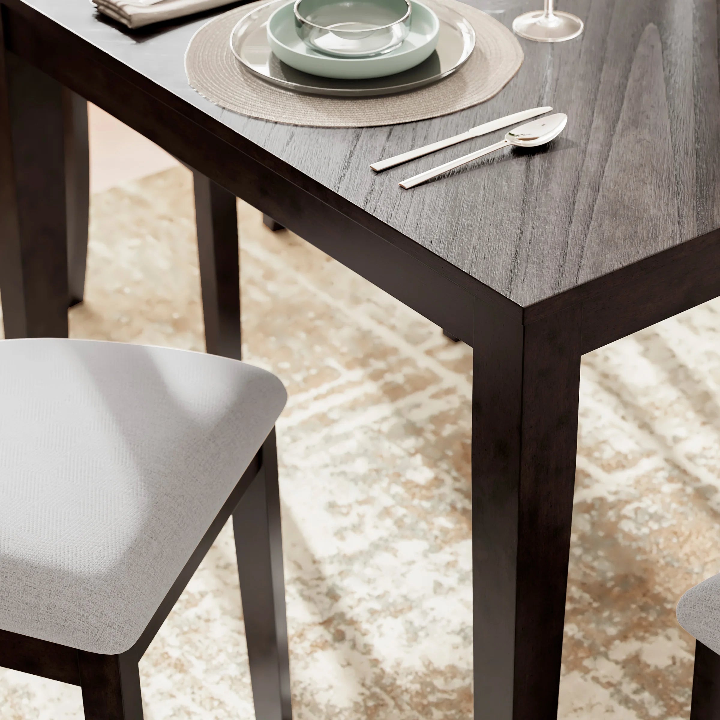 Langwest Dining Set