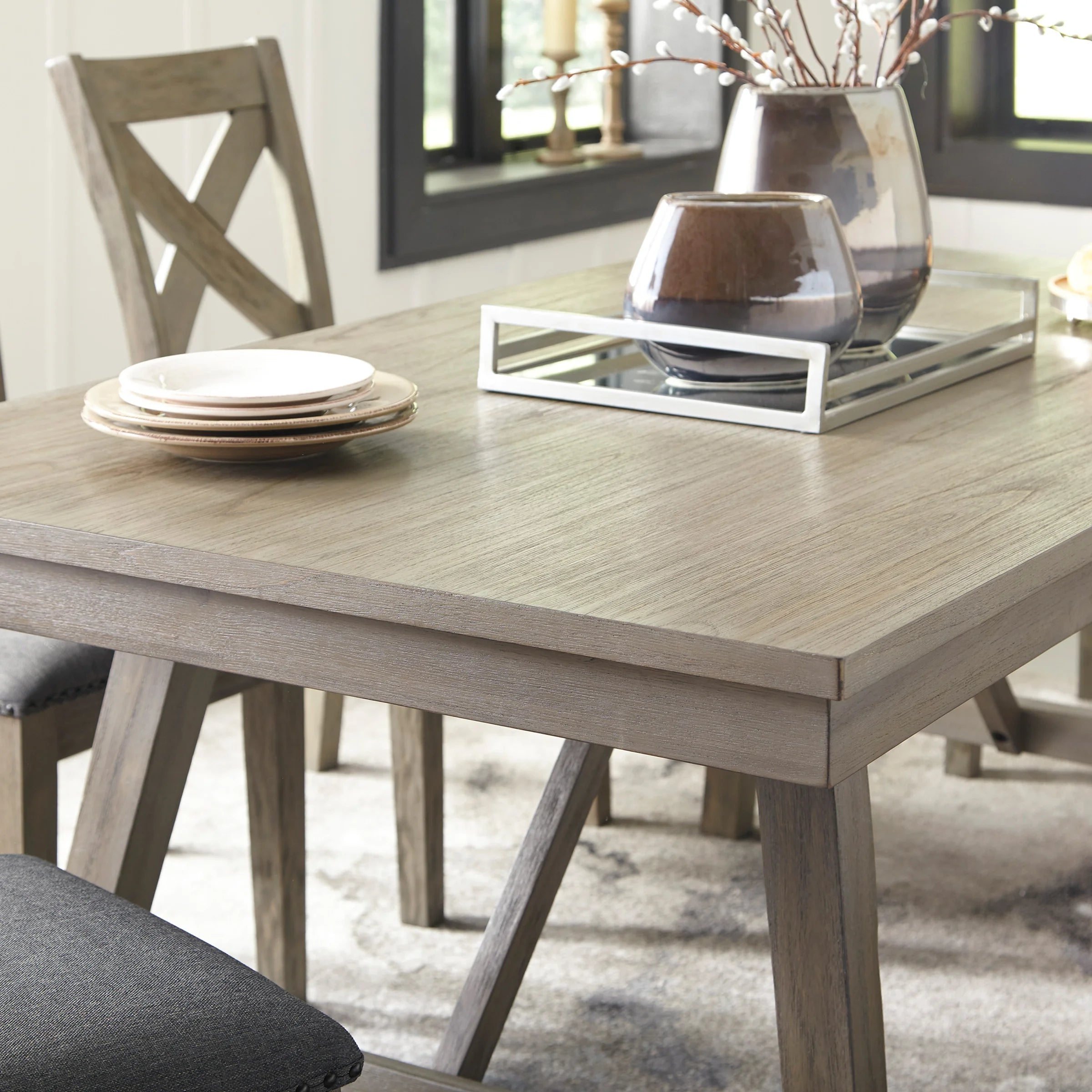 Aldwin Dining Table Set