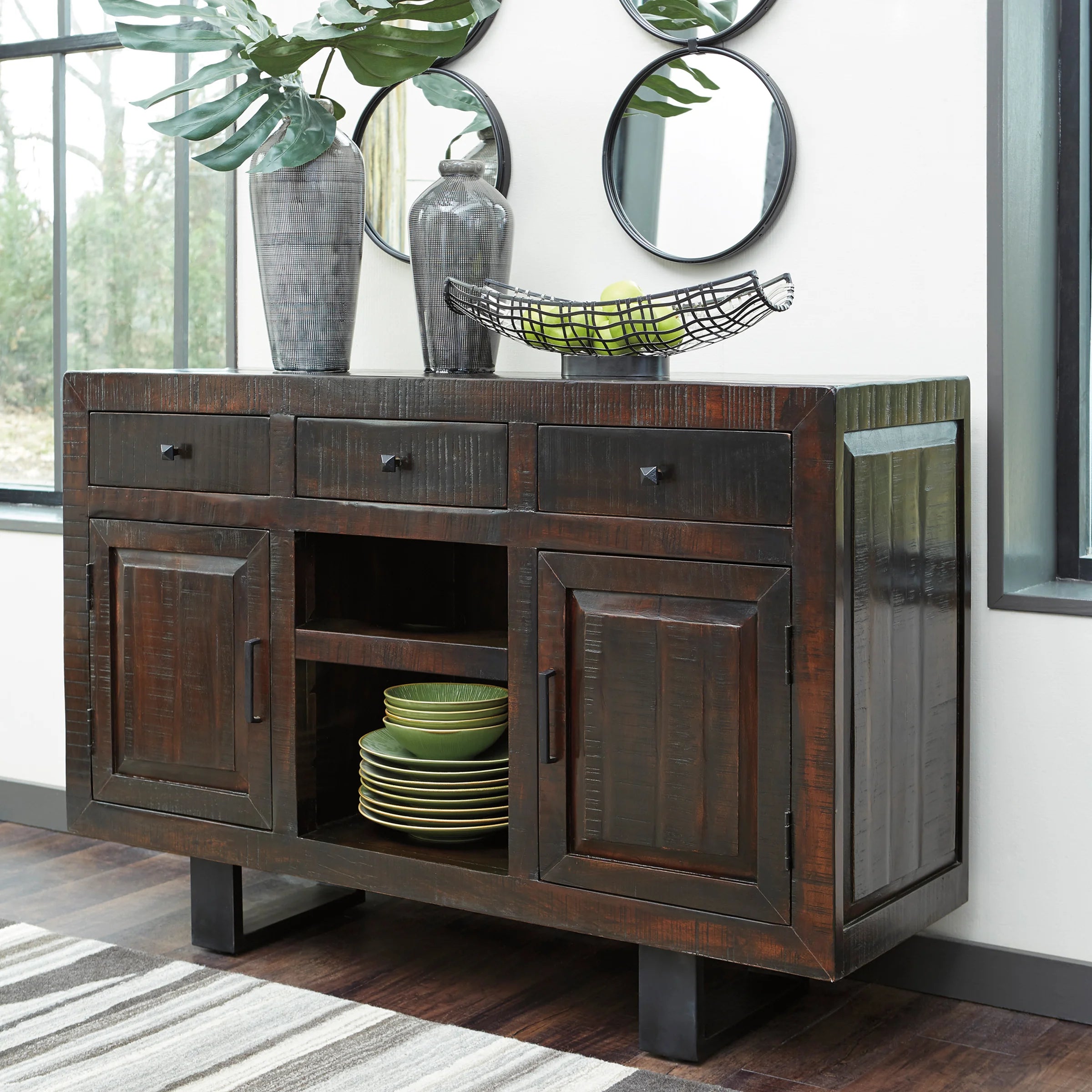 Parlone Dining Room Server