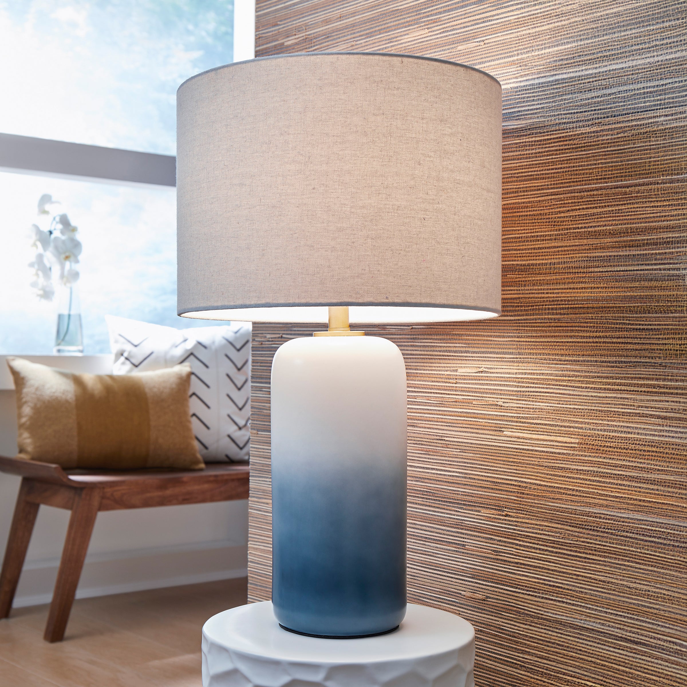Lemrich Ceramic Table Lamp