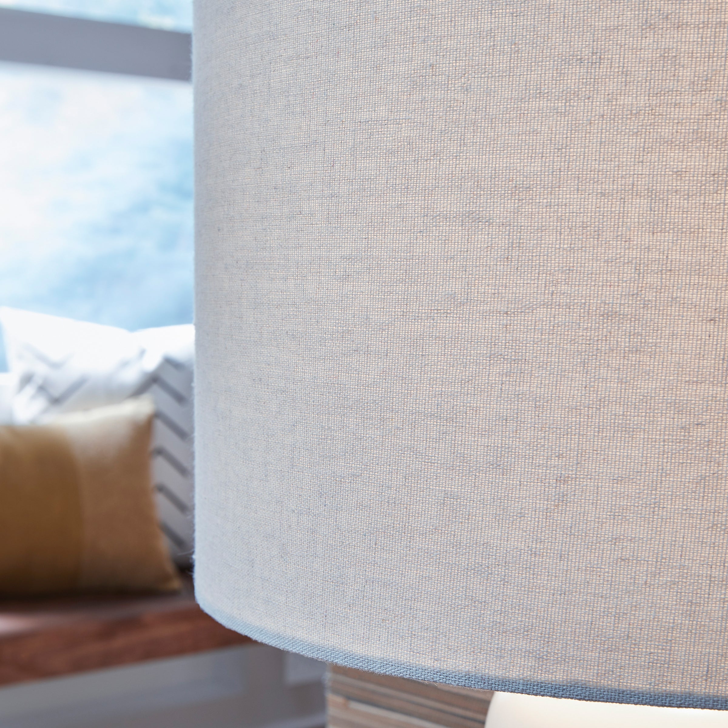 Lemrich Ceramic Table Lamp