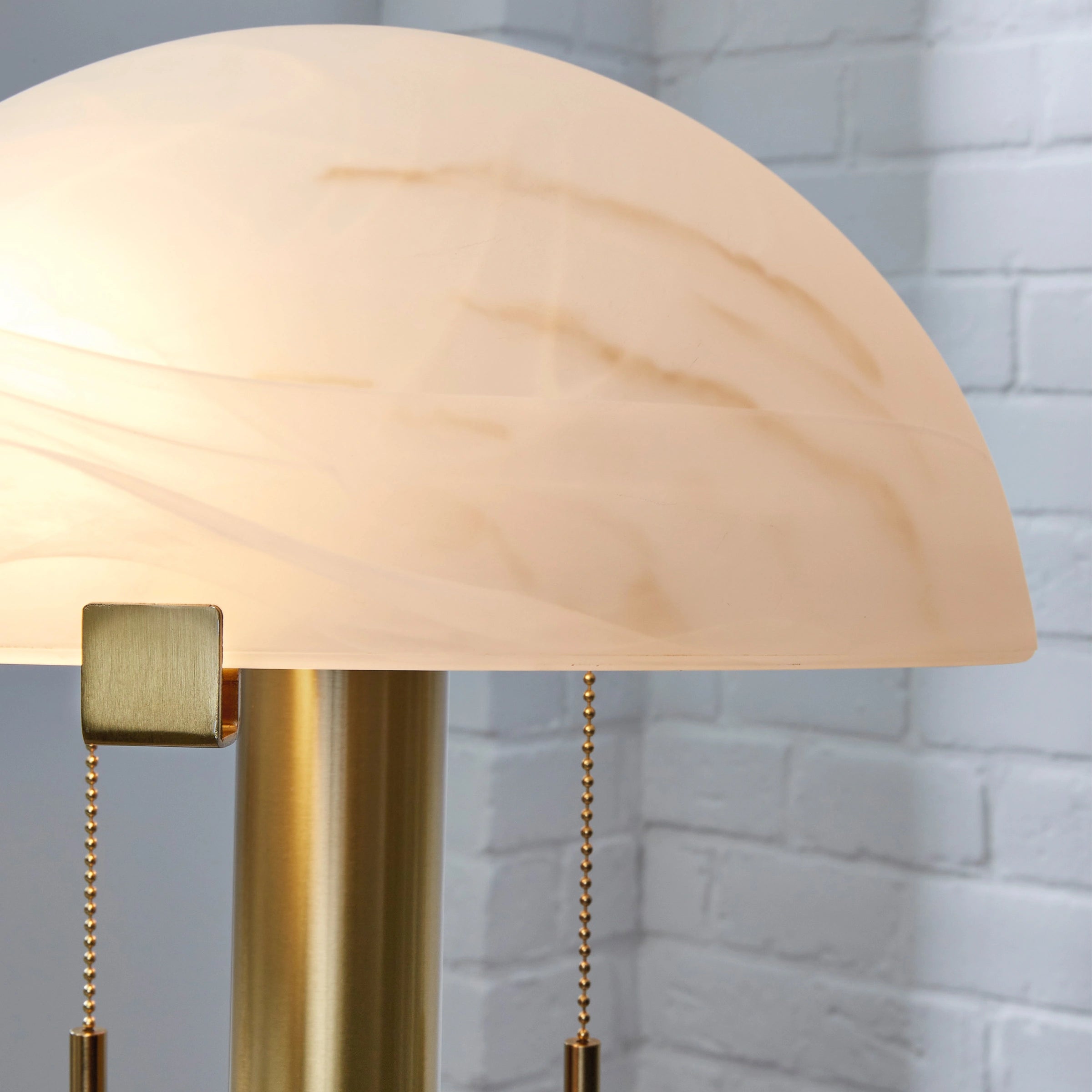 Tobbinsen Metal Table Lamp