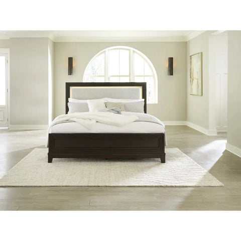 Neymorton Bedroom Set B618 | Signatur Design by Ashley