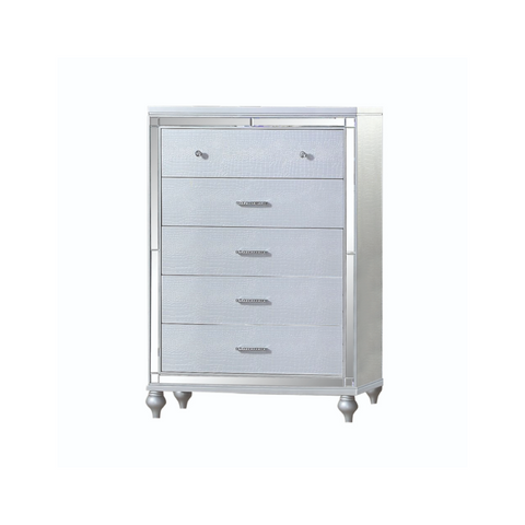 Sterling Bedroom Set in Silver.