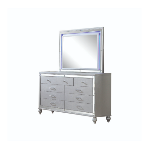 Sterling Bedroom Set in Silver.